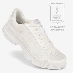 Devotion Plus 3 Walking Sneaker